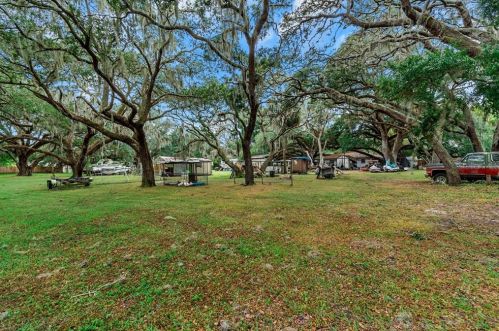8102 Marchant Dr, New Port Richey, FL 34653-2314