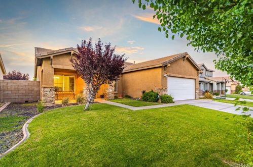2017 Brennan Ct, Lancaster, CA 93536-6726