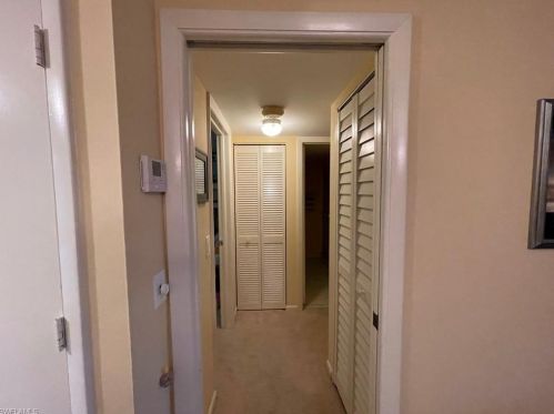 201 Quail Forest Blvd, Naples FL  34105-5514 exterior