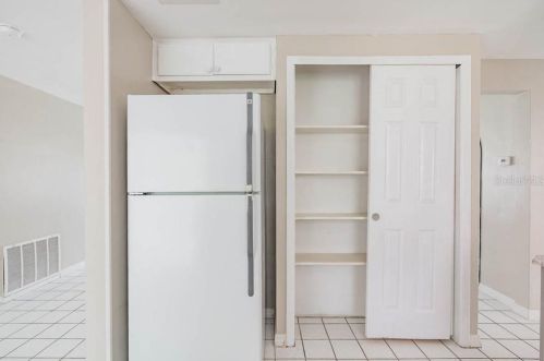 5110 Farley Dr, Tarpon Springs FL  34690-2010 exterior