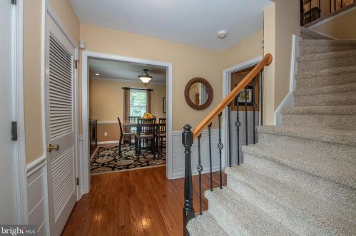 614 Westwind Dr, Berwyn PA  19312-1144 exterior