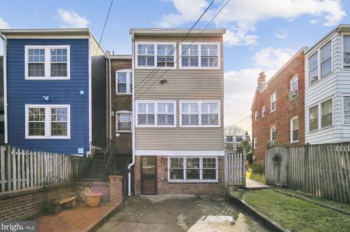 1344 Shepherd St, Washington, DC 20011-5530