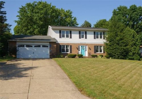 3770 Overhill Dr, Canton, OH 44718-3124
