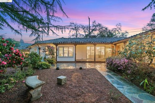 301 La Espiral, Orinda, CA 94563-1814