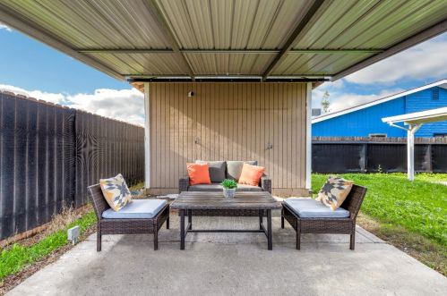 4248 Elkhorn Blvd, North Highlands CA  95660-3505 exterior
