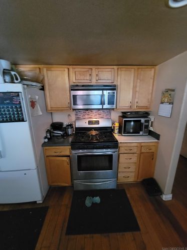 6862 Salizar St, San Diego, CA 92111-3331