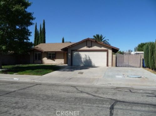 43909 Sundell Ave, Lancaster, CA 93536-5771