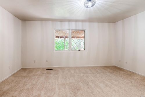 3932 Harrison Grade Rd, Sebastopol CA  95472-9359 exterior