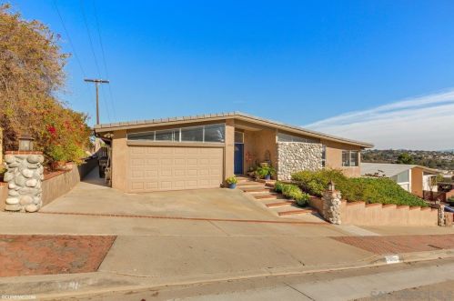 4993 Pacifica Dr, San Diego, CA 92109-2312
