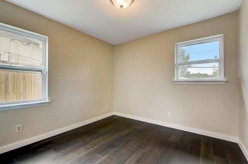 709 Pinehurst Dr, Richardson TX 75080-4113 exterior