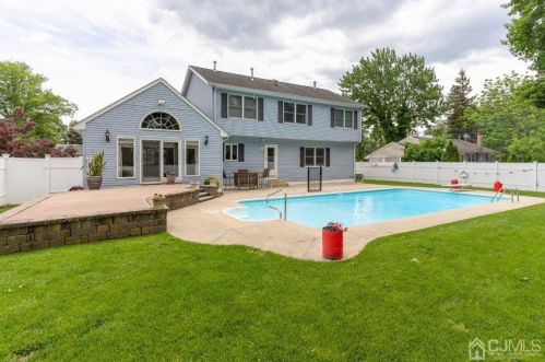 105 Morril Dr, South Plainfield, NJ 07080-5446