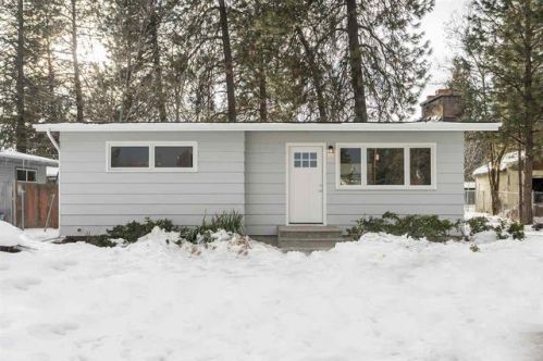 6505 Calispel St, Spokane WA  99208-3921 exterior
