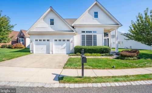71 Valentine Dr, Boothwyn, PA 19060-1329