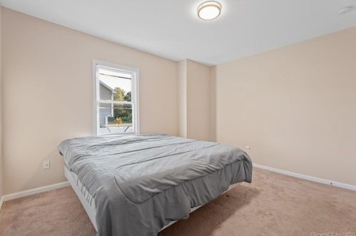 22 Roseleah Ave, Plainville CT  06062-2718 exterior