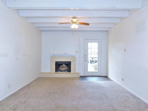 1913 Kingswood Ct, Denton TX  76205-7818 exterior