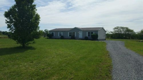 9760 Horseshoe Rd, Lynchburg, OH 45142-9447