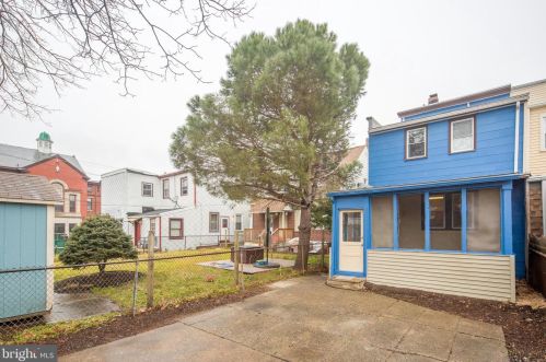 308 Monmouth St, Gloucester NJ  08030-1721 exterior