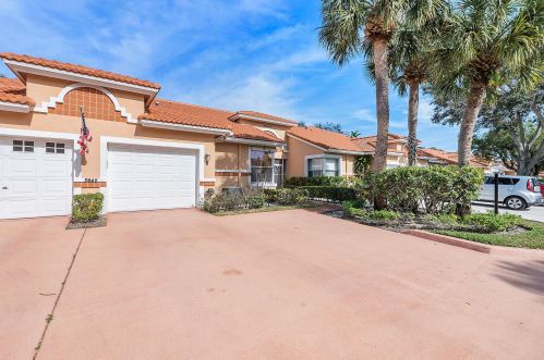 9869 Summerbrook Ter, Boynton Beach, FL 33437-3835