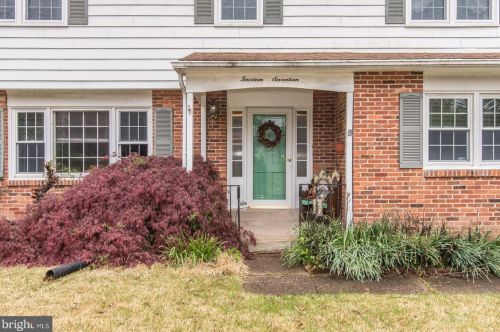 1417 Strathmann Dr, Southampton, PA 18966-4369