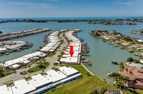 403 Boca Ciega Point Blvd, Saint Petersburg, FL 33708-2733