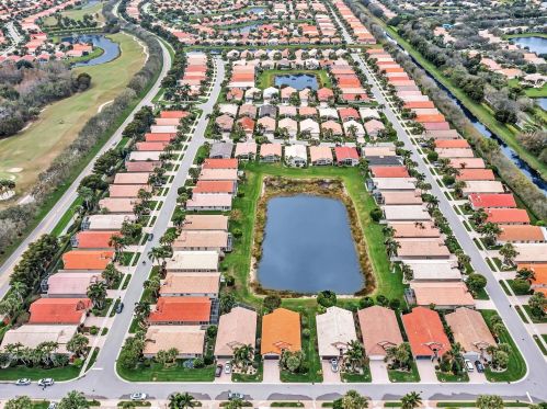 6840 Lismore Ave, Boynton Beach FL  33437-6441 exterior