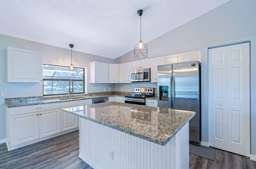 1181 Cynthia St, Fort Pierce, FL 34983-2412