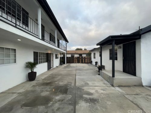 1712 Cherry Ave, Long Beach CA  90813-2520 exterior