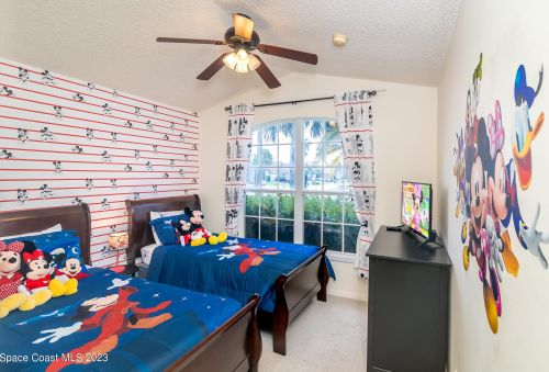 2631 Autumn Creek Cir, Kissimmee FL  34747-2236 exterior