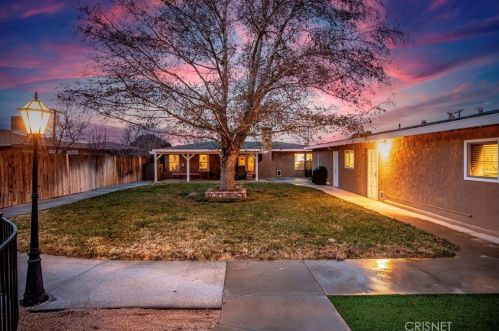 3132 Avenue, Lancaster, CA