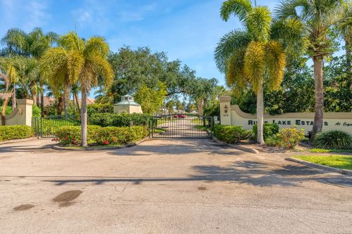 3125 73 Pl, Vero Beach FL 32967-5745 exterior