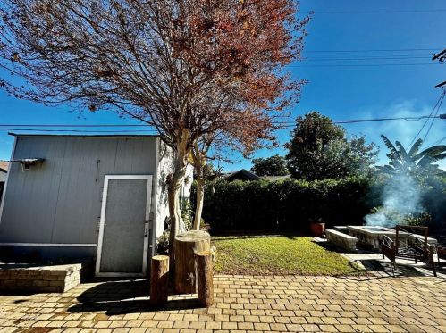 8154 Wakefield Ave, Van Nuys CA  91402-5329 exterior