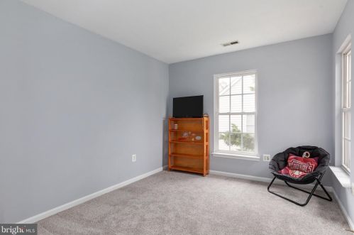 6465 Ashby Grove Loop, Haymarket VA  20169-3211 exterior