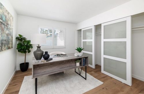 2434 Torrejon Pl, Carlsbad CA  92009-8033 exterior