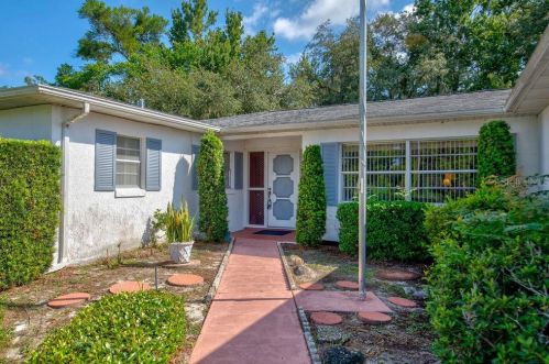 756 Waterfall Cir, Deltona, FL 32725-9265