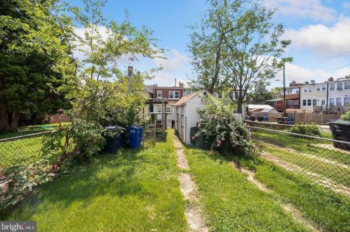 714 Hamlin St, Washington, DC 20017-1640