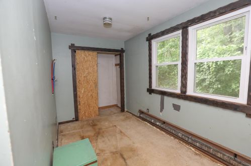 16 Fordway Rd, Raymond NH  03077-2459 exterior