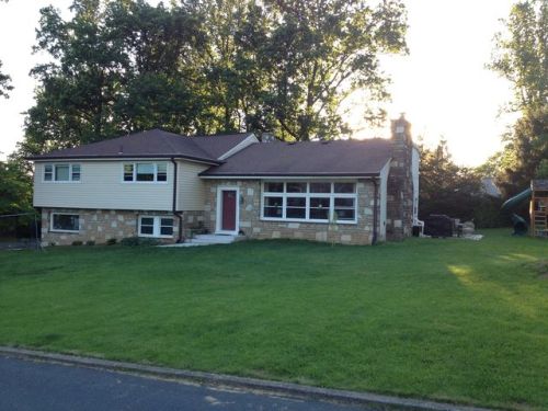 3520 Hale Rd, Huntingdon Valley, PA 19006-3231