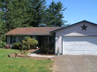 92864 Fawn Dr, Tongue Point, OR 97103-8460