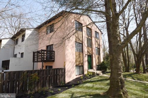 11955 Barrel Cooper Ct, Herndon, VA 20191-2317
