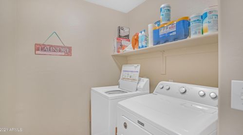 1492 Saddle St, Gilbert AZ 85233-1400 exterior