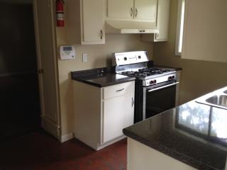 4196 Chippewa Rd, Memphis TN  38118-2008 exterior