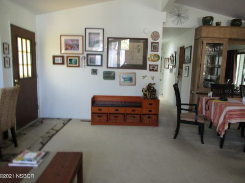 1112 Southlyn Pl, Santa Maria, CA 93455-3401