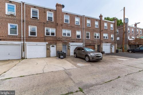 231 Spruce St, Manor PA 19036-1019 exterior