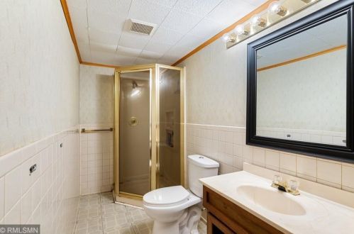 271 County Rd C2, Saint Paul MN 55113-2445 exterior