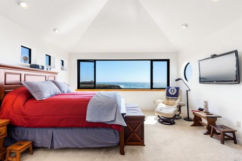 14240 Headlands Point Way, Mendocino CA  95460-9612 exterior