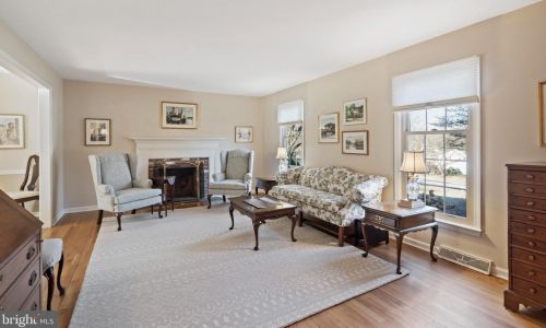 264 Aldrin Dr, Prospectville PA exterior