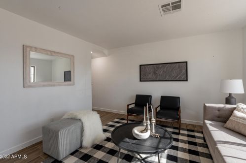 21223 30 Ave, Phoenix AZ 85041-9303 exterior