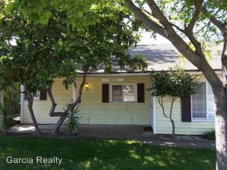 3832 65th St, Sacramento CA  95820-2033 exterior