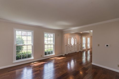 8235 Woodcreek Dr, Florence KY  41042-9119 exterior