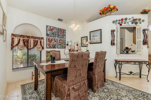 1580 Independence Ave, Melbourne, FL 32940-6810